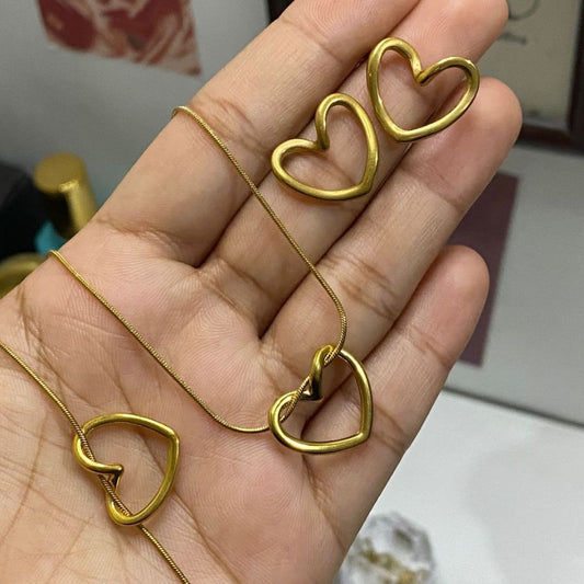Hollow Heart Necklace Combo Set 🤍✨